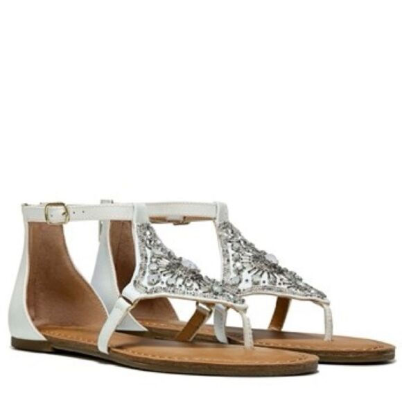 10/$25🦋 XOXO White Beaded "Roni" Thong Sandals - Size 5.5 - Picture 1 of 16